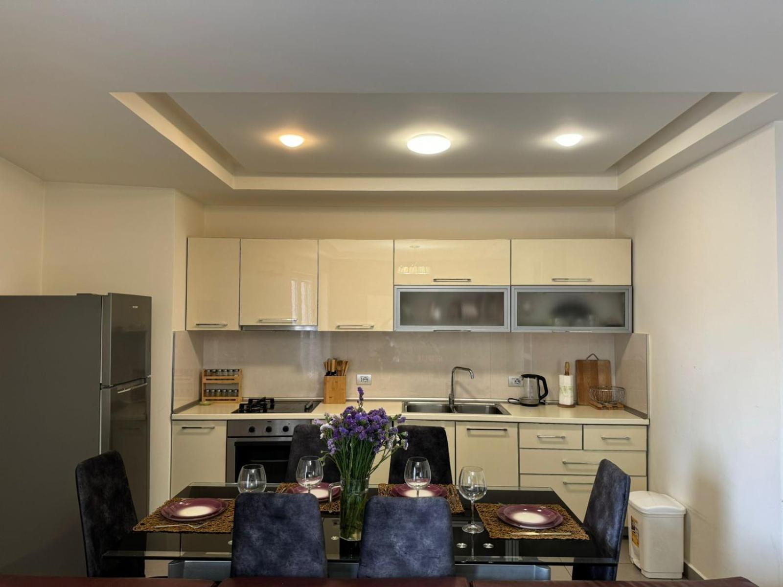 Diem Apartment Near Pazari I Ri Tirana Zewnętrze zdjęcie