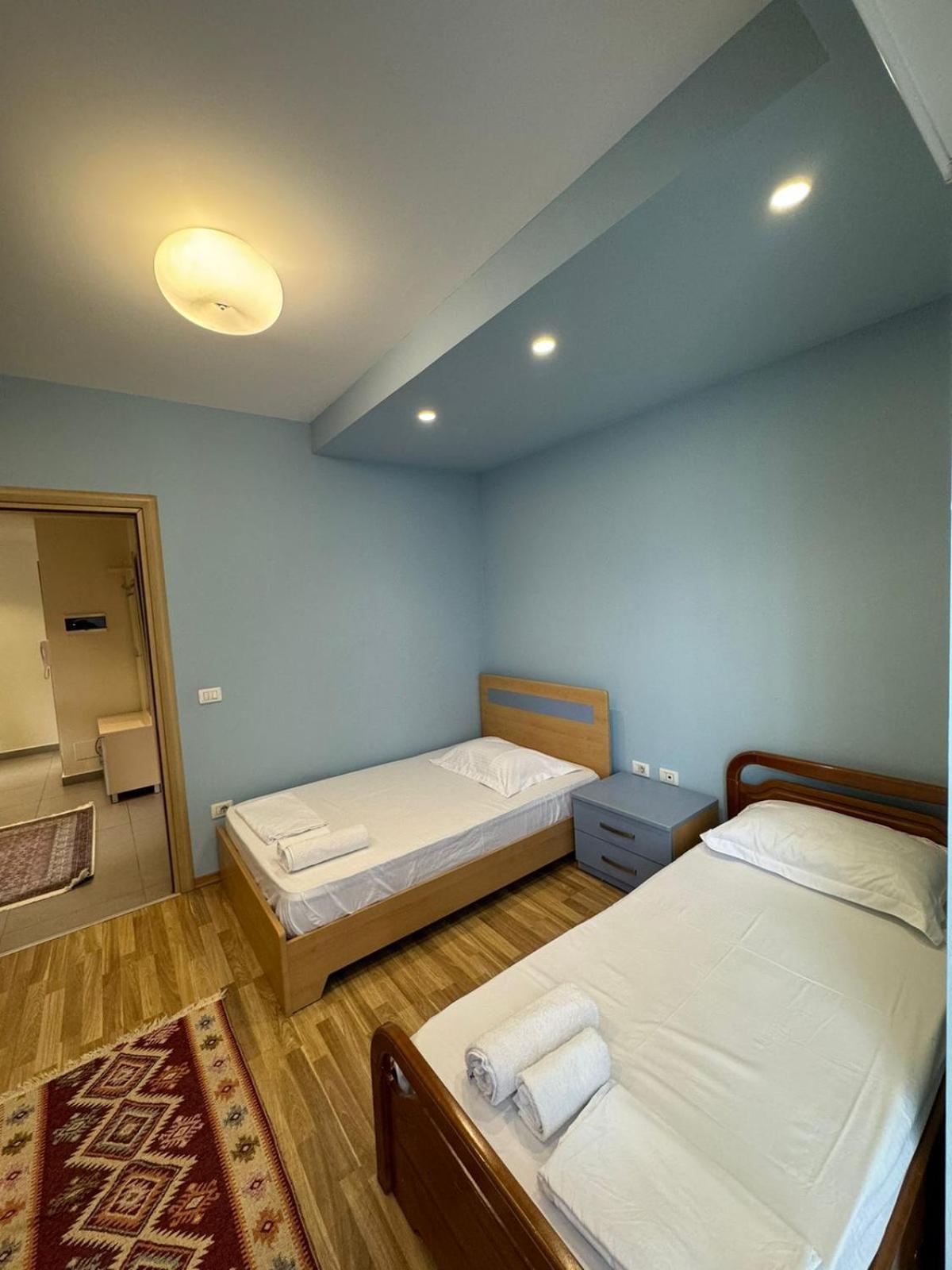 Diem Apartment Near Pazari I Ri Tirana Zewnętrze zdjęcie