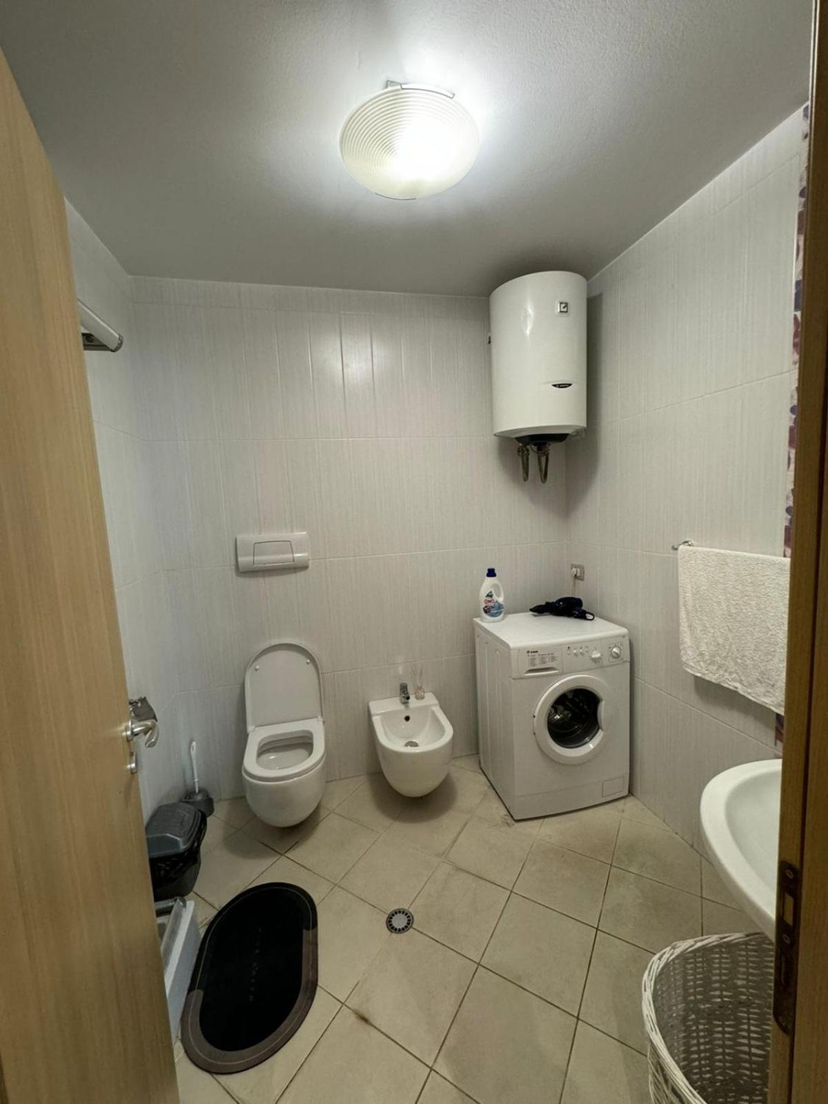Diem Apartment Near Pazari I Ri Tirana Zewnętrze zdjęcie